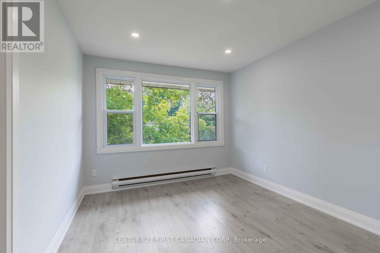 17 CARFRAE CRESCENT - Image 29