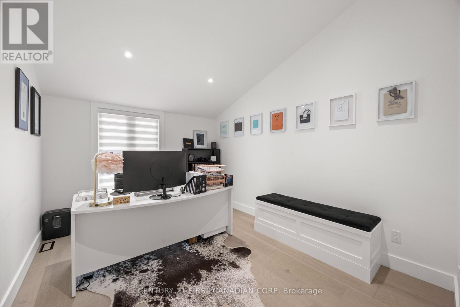 28 LINDBROOK COURT - 29