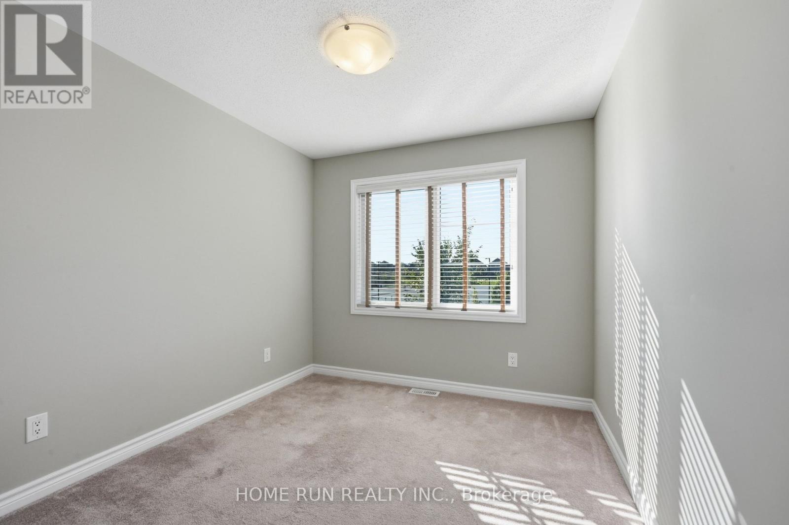 1008 KILBIRNIE DRIVE - Image 28