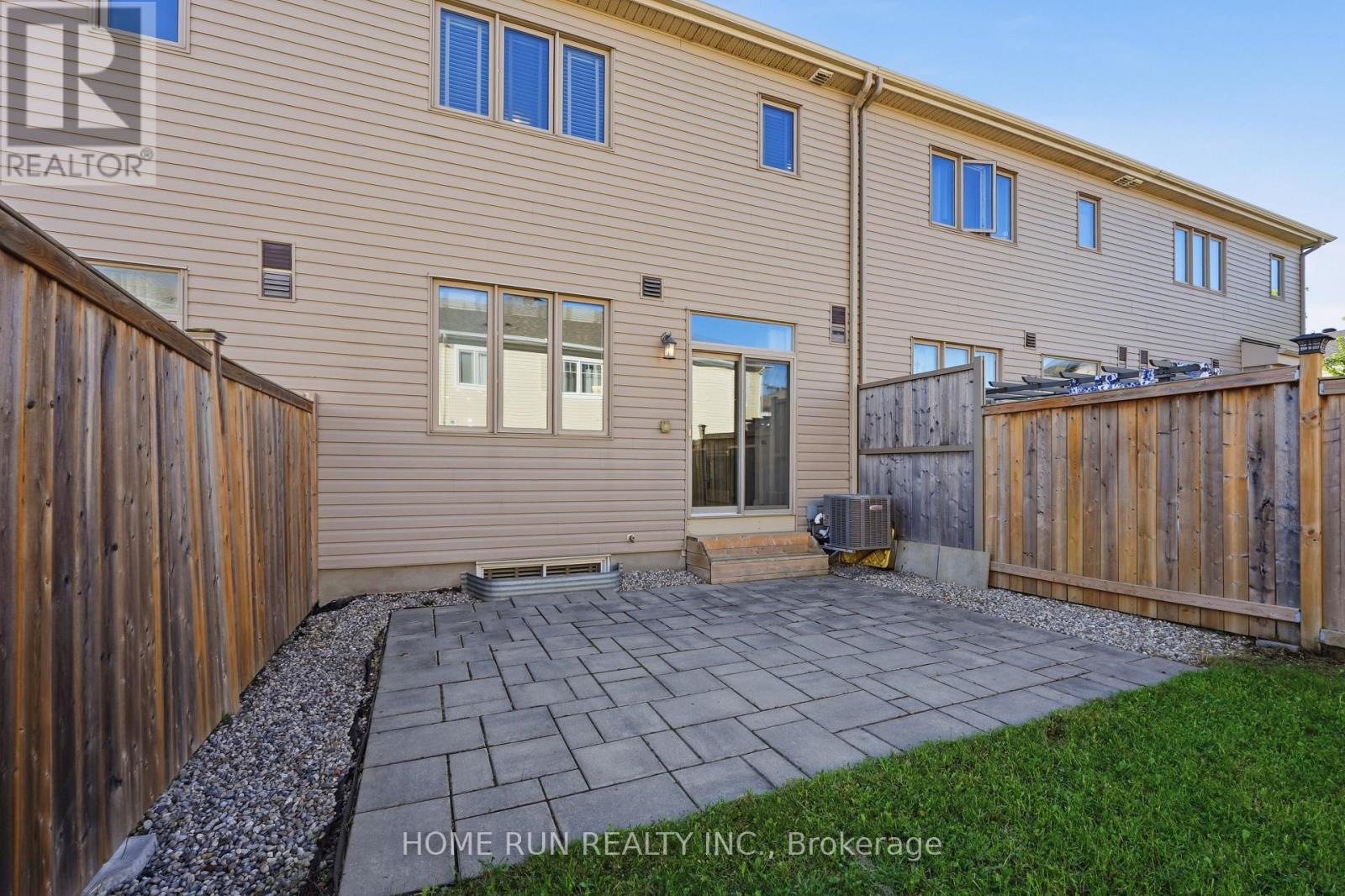 1008 KILBIRNIE DRIVE - 42