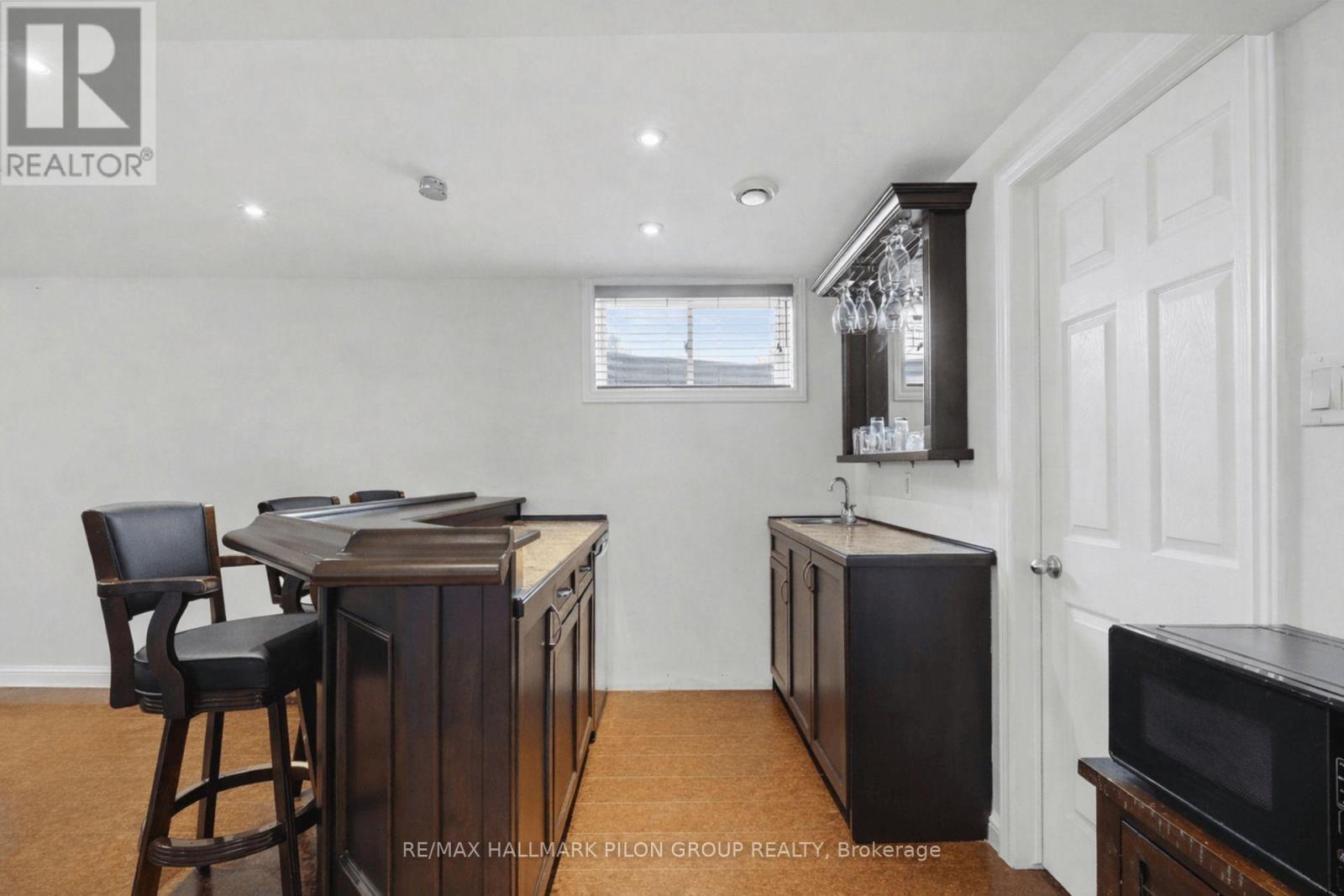 153 SOPHIE STREET - Image 21