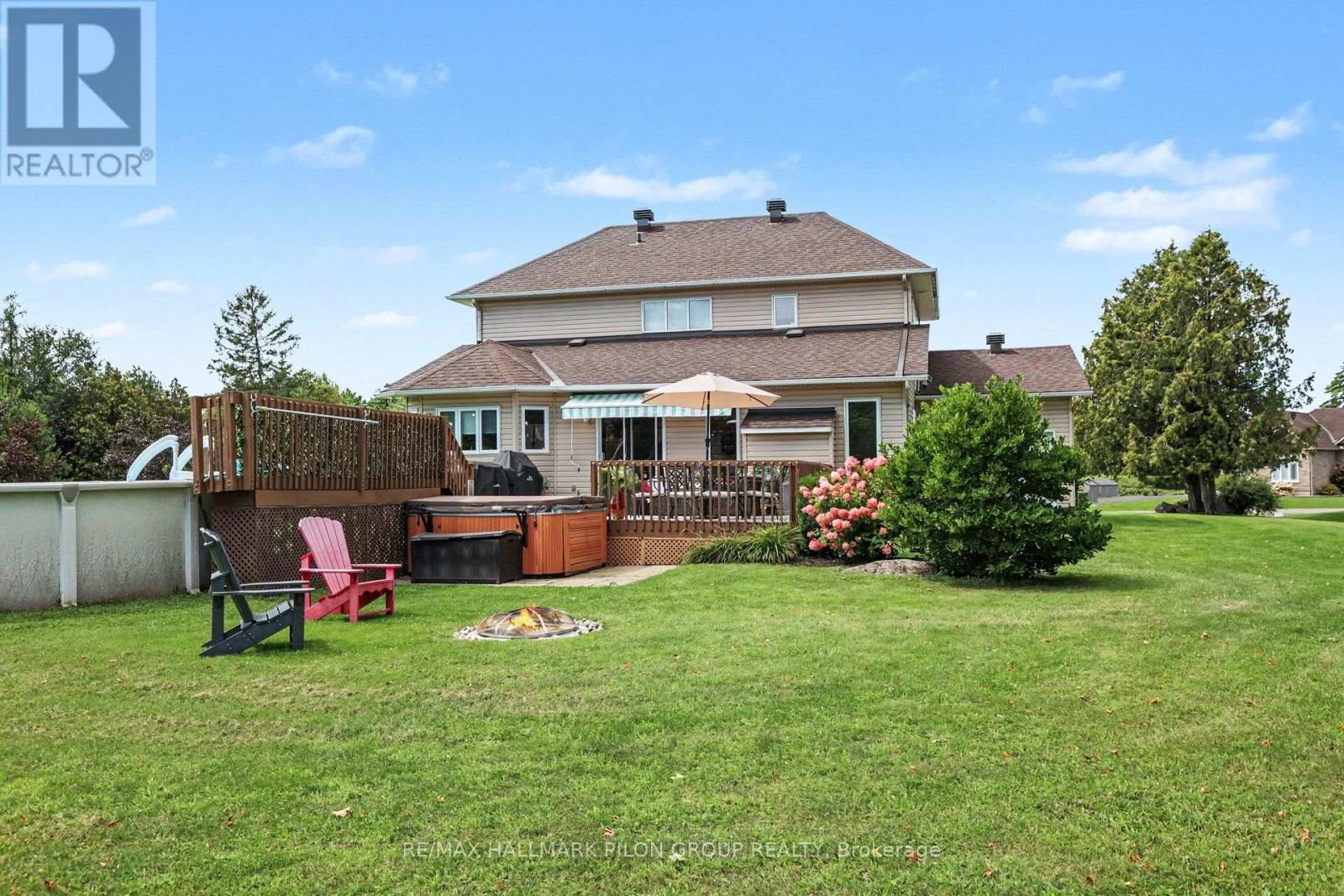 153 SOPHIE STREET - Image 28