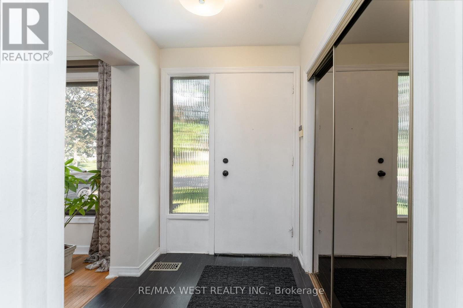 274 MAXWELL STREET - 2