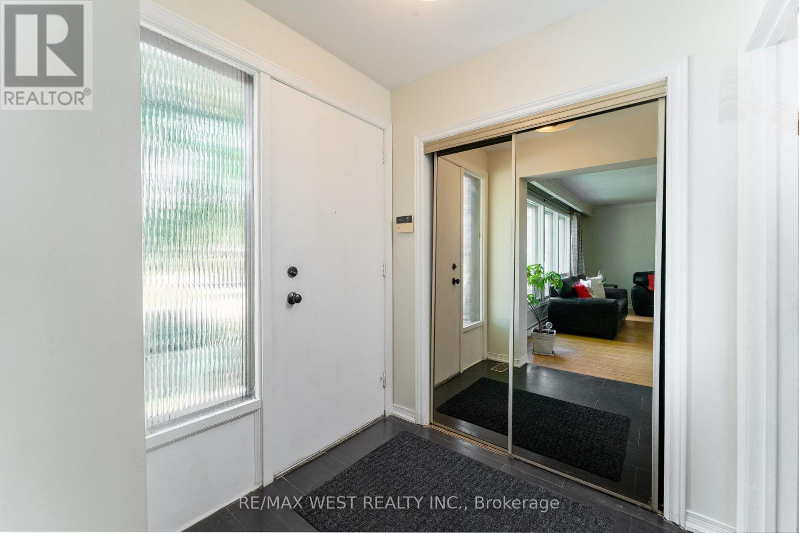274 MAXWELL STREET - 3