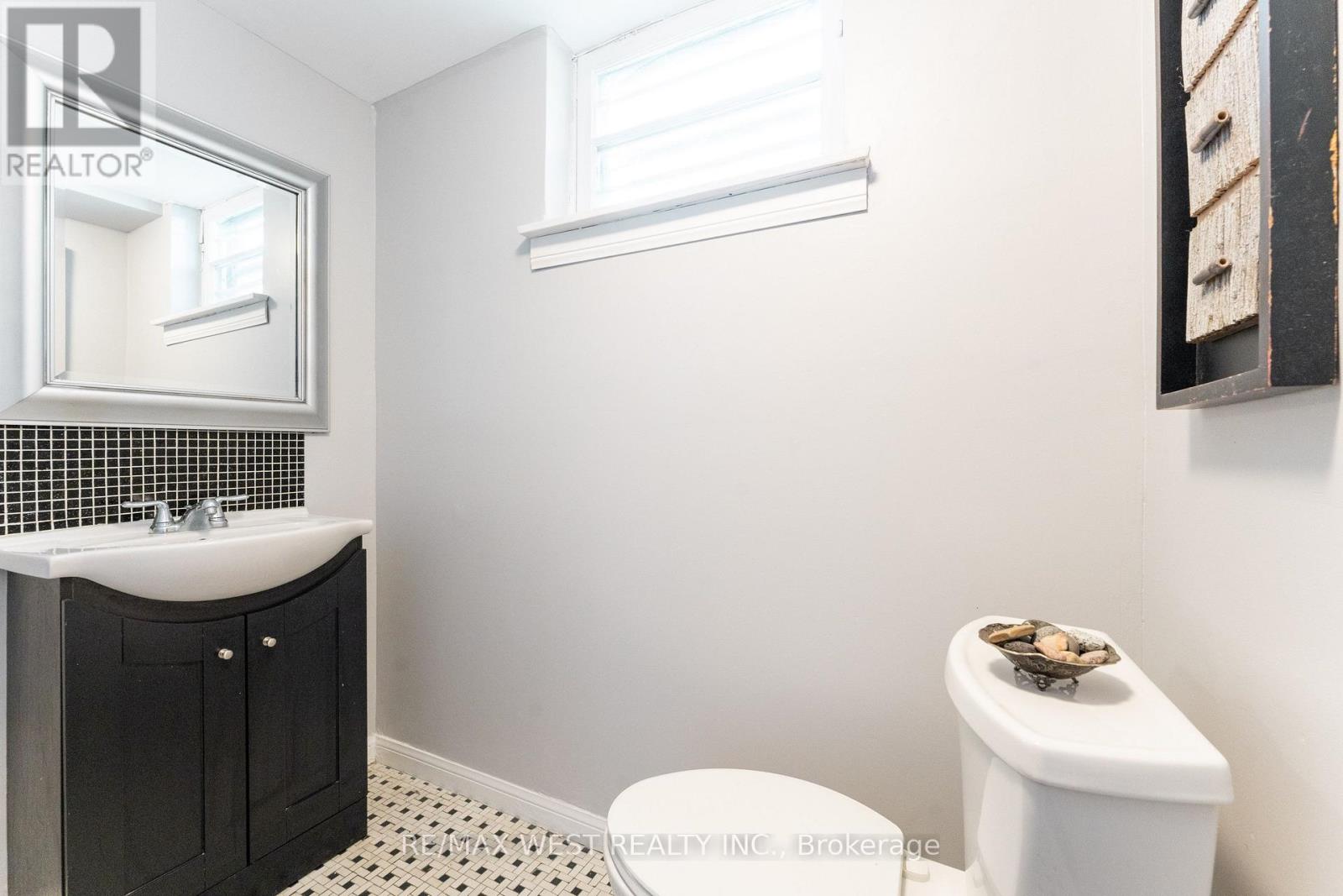 274 MAXWELL STREET - Image 40