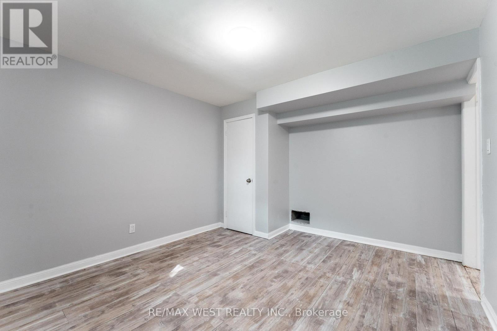 274 MAXWELL STREET - Image 44