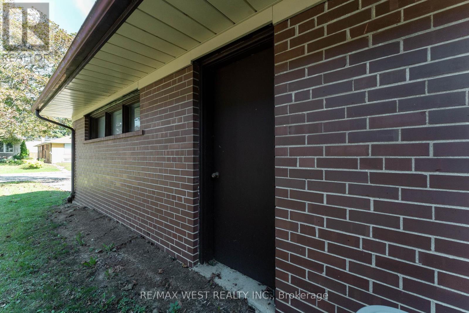 274 MAXWELL STREET - Image 48