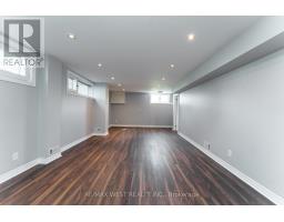 274 Maxwell Street, Toronto, ON M3H5C3 Photo 29