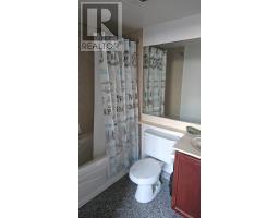 2305 - 10 Northtown Way, Toronto, ON M2N7L4 Photo 13