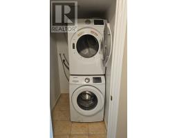 2305 - 10 Northtown Way, Toronto, ON M2N7L4 Photo 17