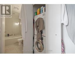 2209 - 8 Charlotte Street, Toronto, ON M5V0K4 Photo 22