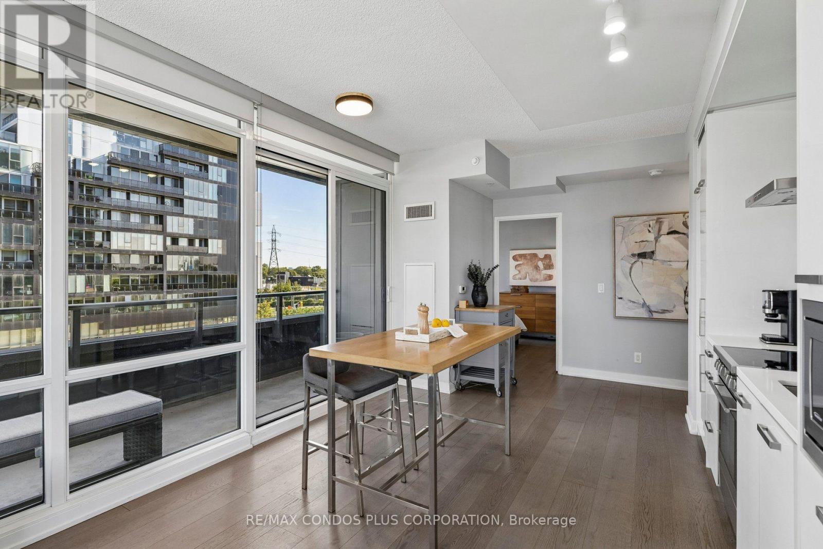#N405 120 BAYVIEW AVENUE - 13