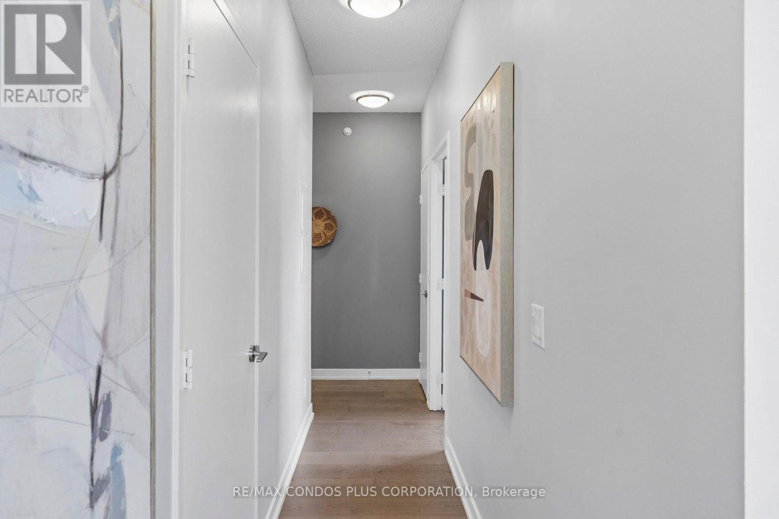 #N405 120 BAYVIEW AVENUE - 19
