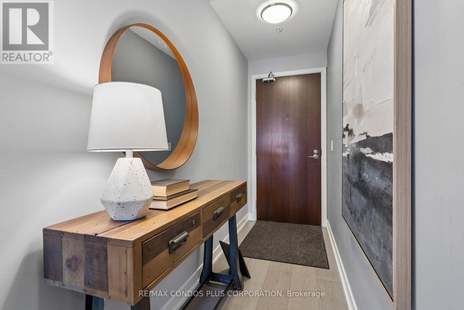 #N405 120 BAYVIEW AVENUE - 25