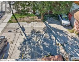 549 Sammon Avenue, Toronto, ON M4J2B3 Photo 37