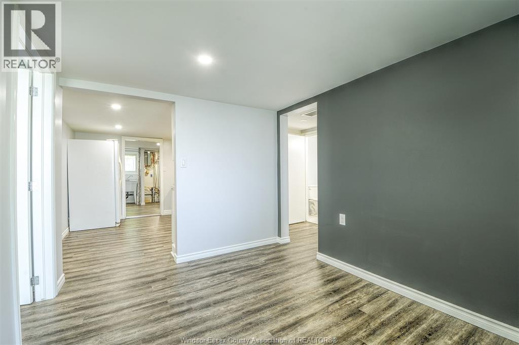 233 CENTRE STREET East - 23