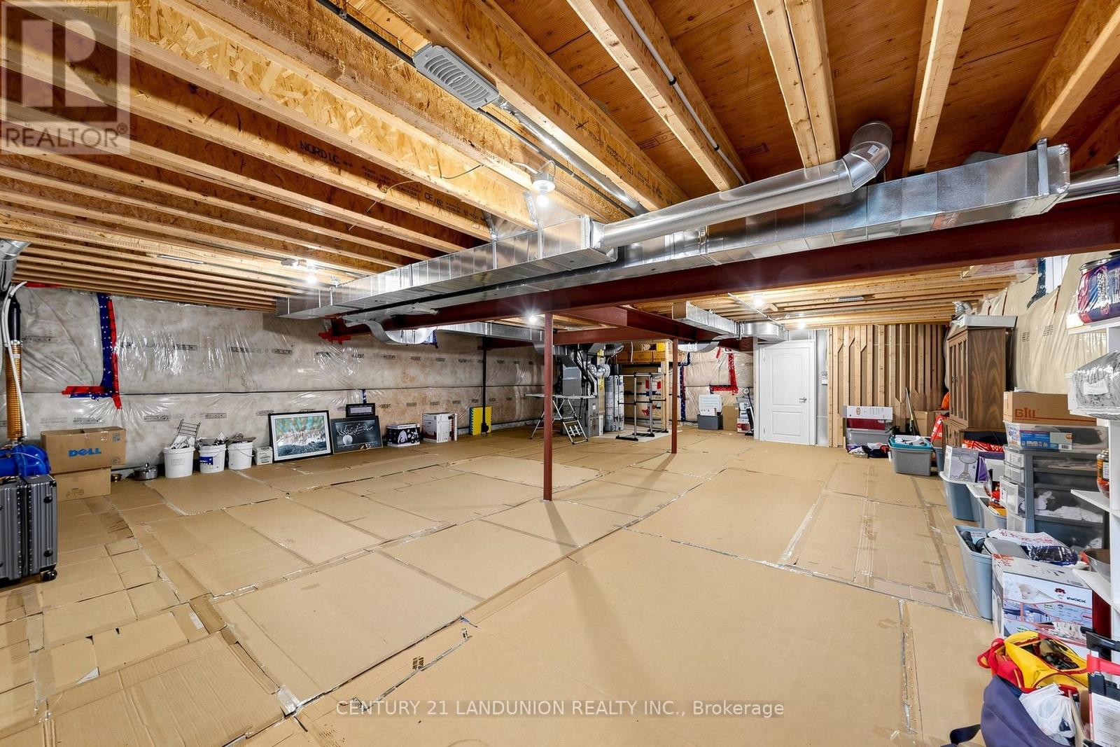 211 TOUCH GOLD CRESCENT - Image 47