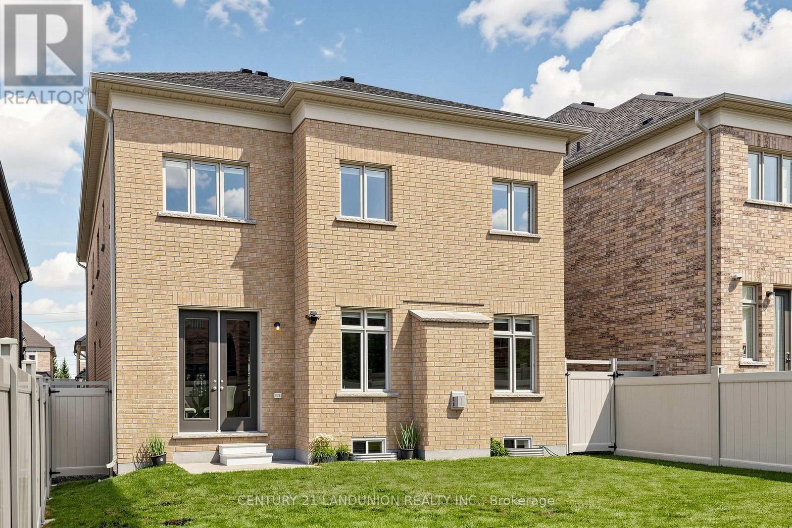 211 TOUCH GOLD CRESCENT - Image 48