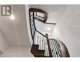211 Touch Gold Crescent, Aurora, ON L4G3X4 Photo 25
