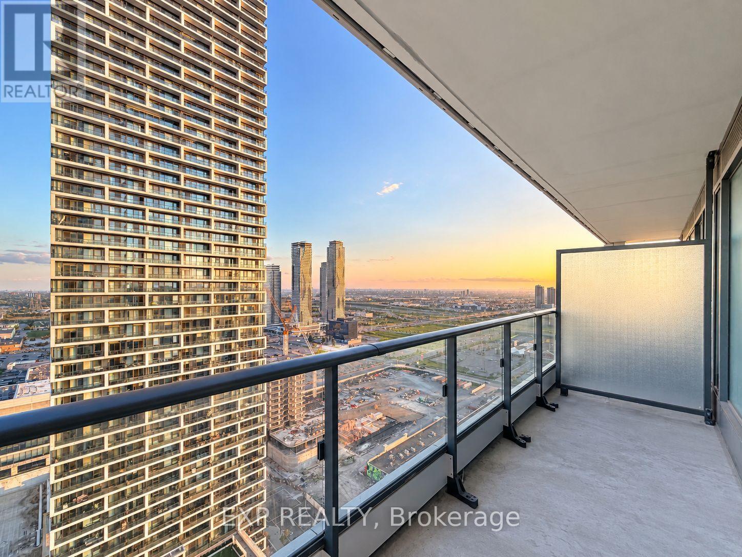 Photo of 898 Portage Parkway