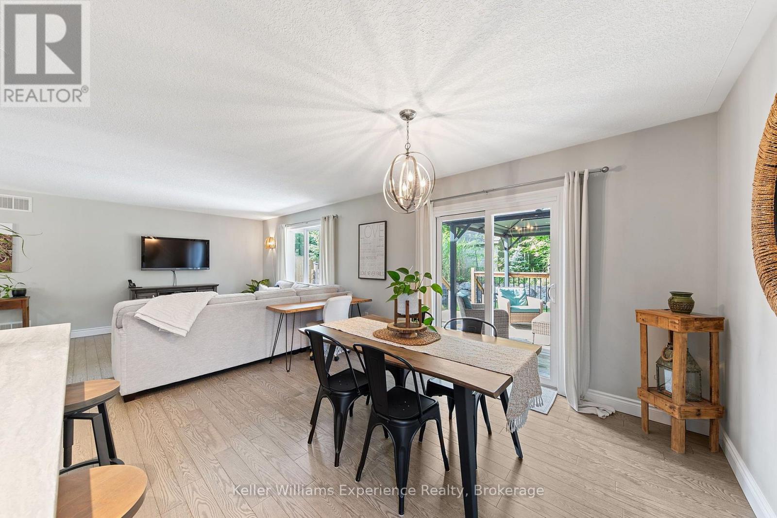 98 ANDERSON CRESCENT - Image 11