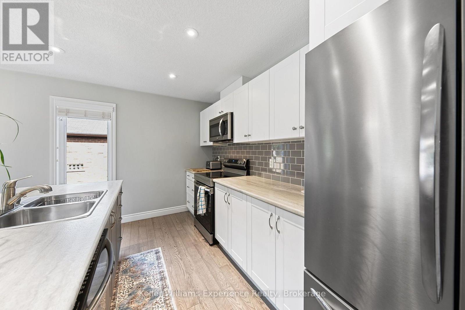 98 ANDERSON CRESCENT - Image 14