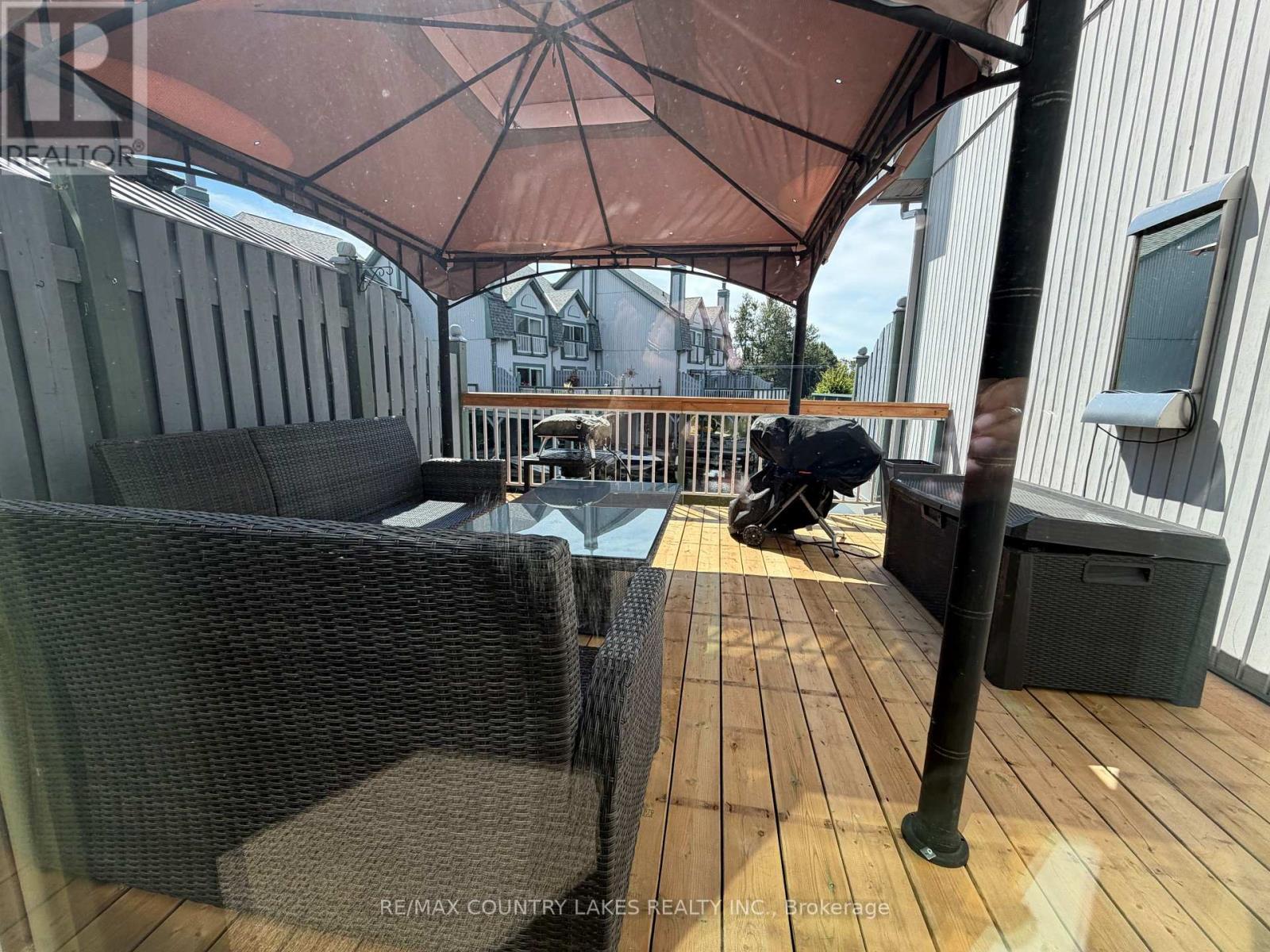 #12 30 LAGUNA PARKWAY - 18