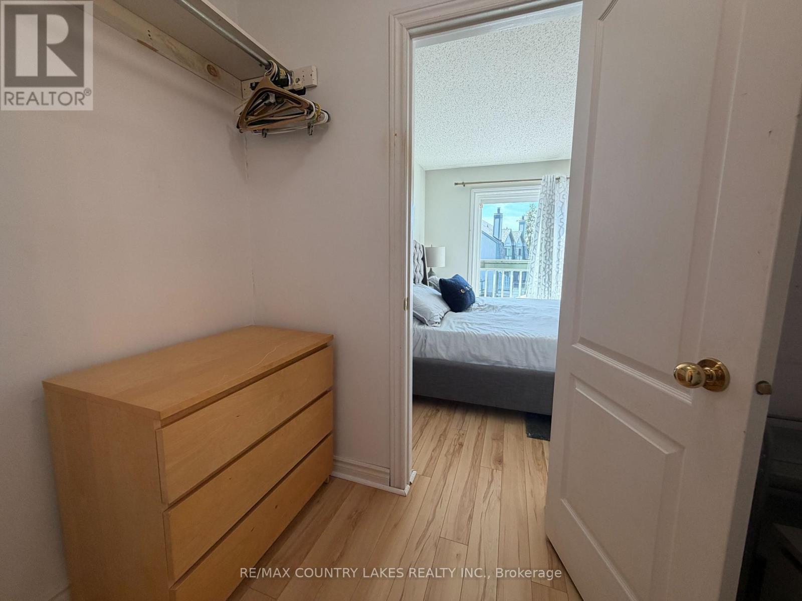 #12 30 LAGUNA PARKWAY - 41