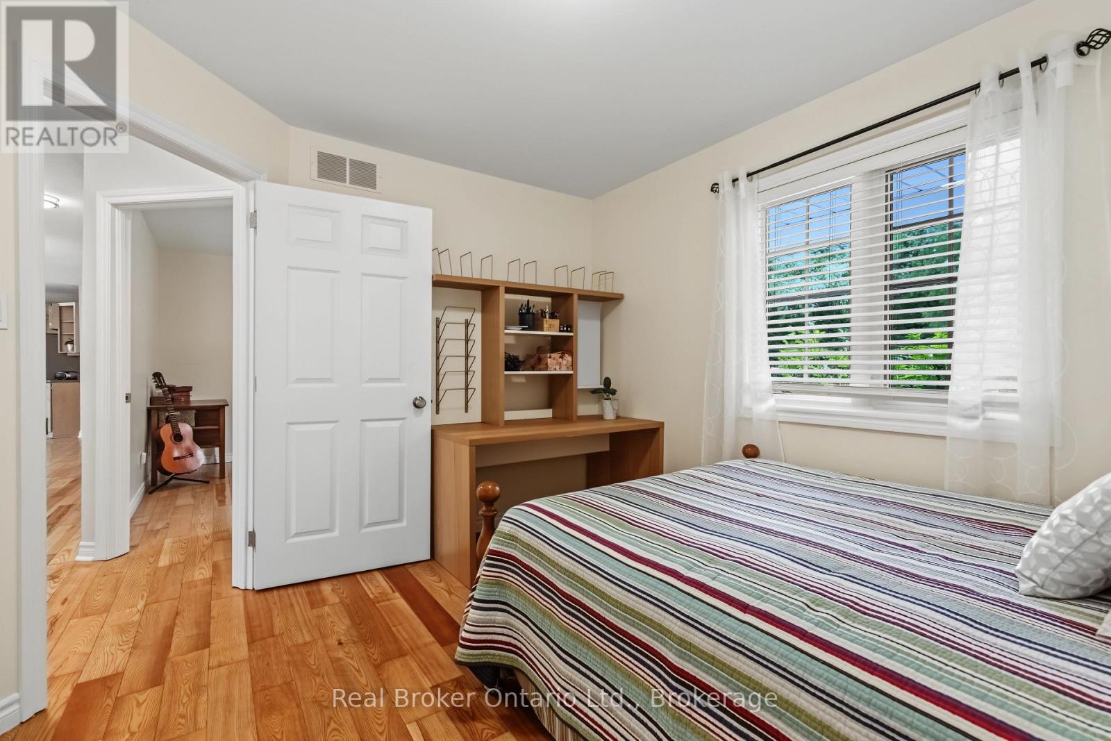 635064 EUPHRASIA HOLLAND TOWNLINE - Image 27