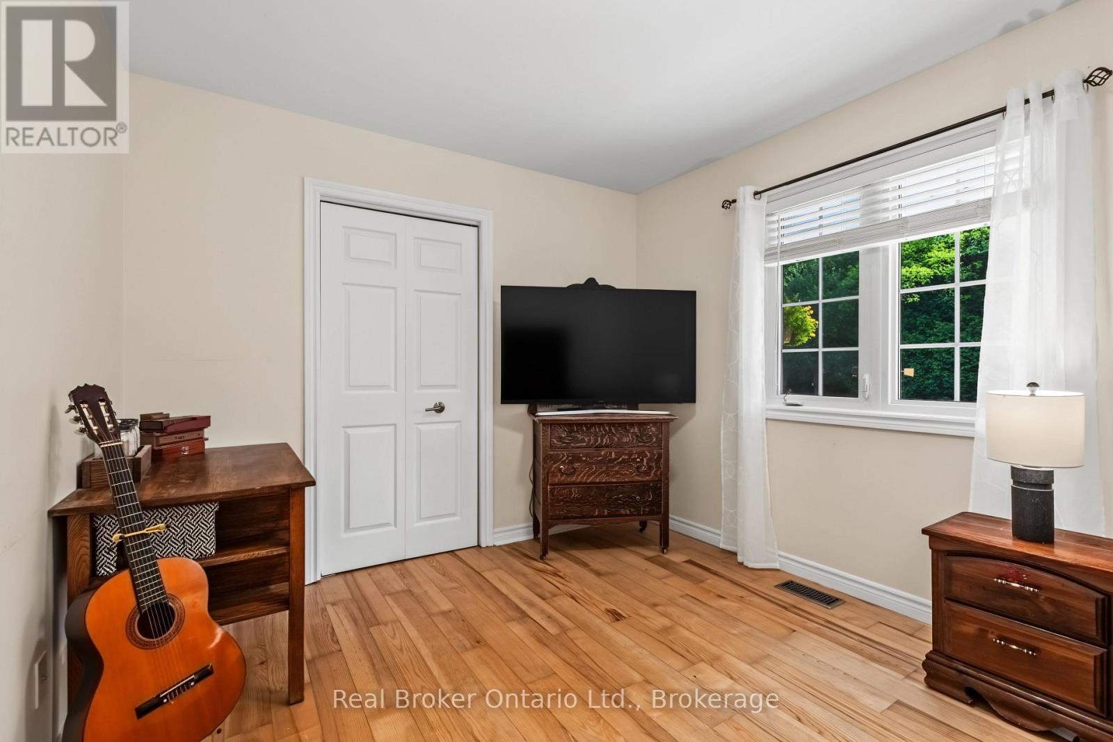 635064 EUPHRASIA HOLLAND TOWNLINE - Image 28