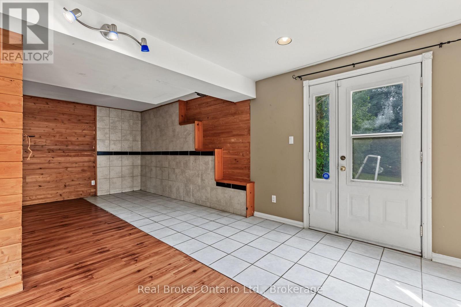 635064 EUPHRASIA HOLLAND TOWNLINE - Image 31