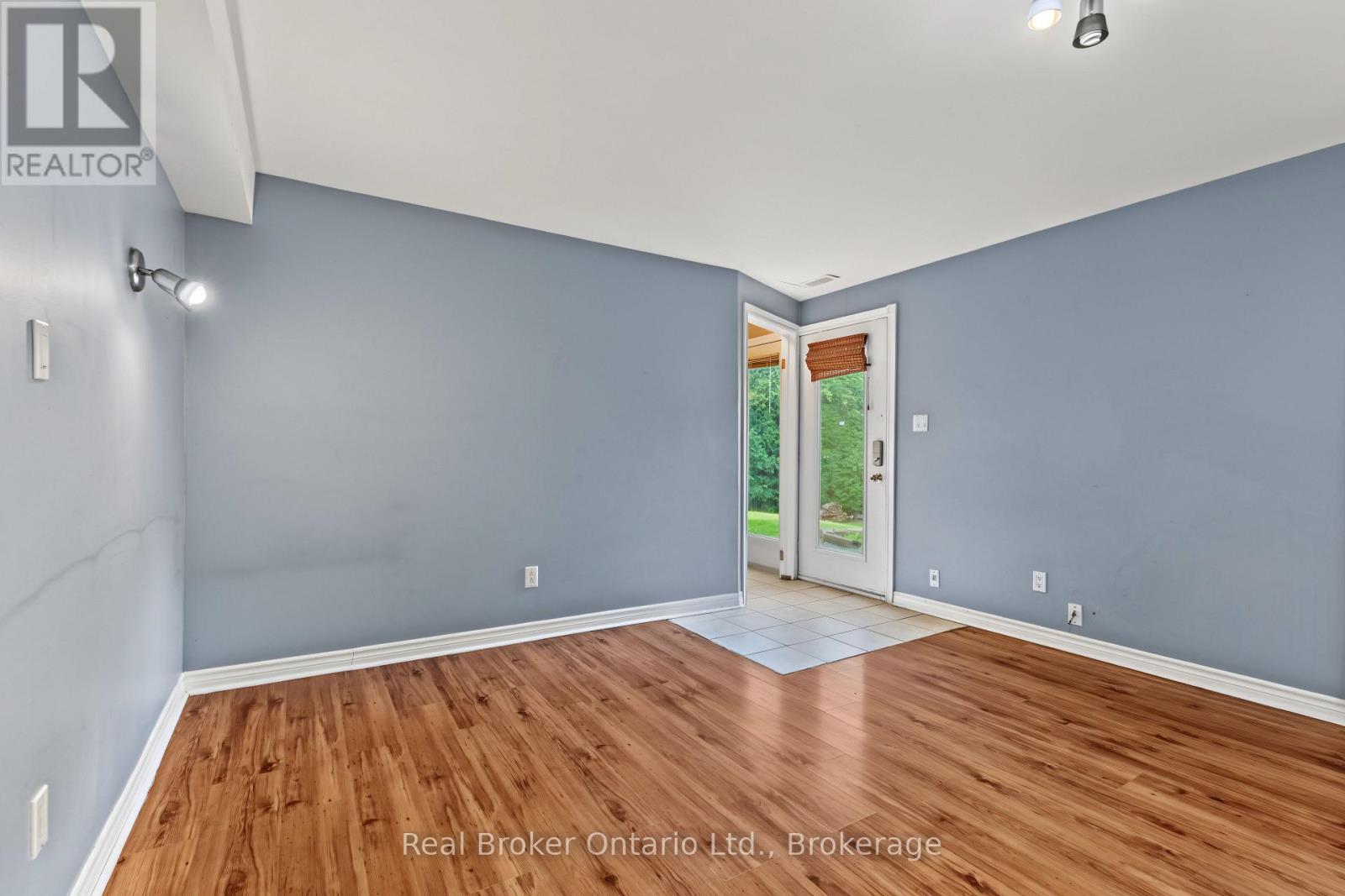 635064 EUPHRASIA HOLLAND TOWNLINE - Image 40