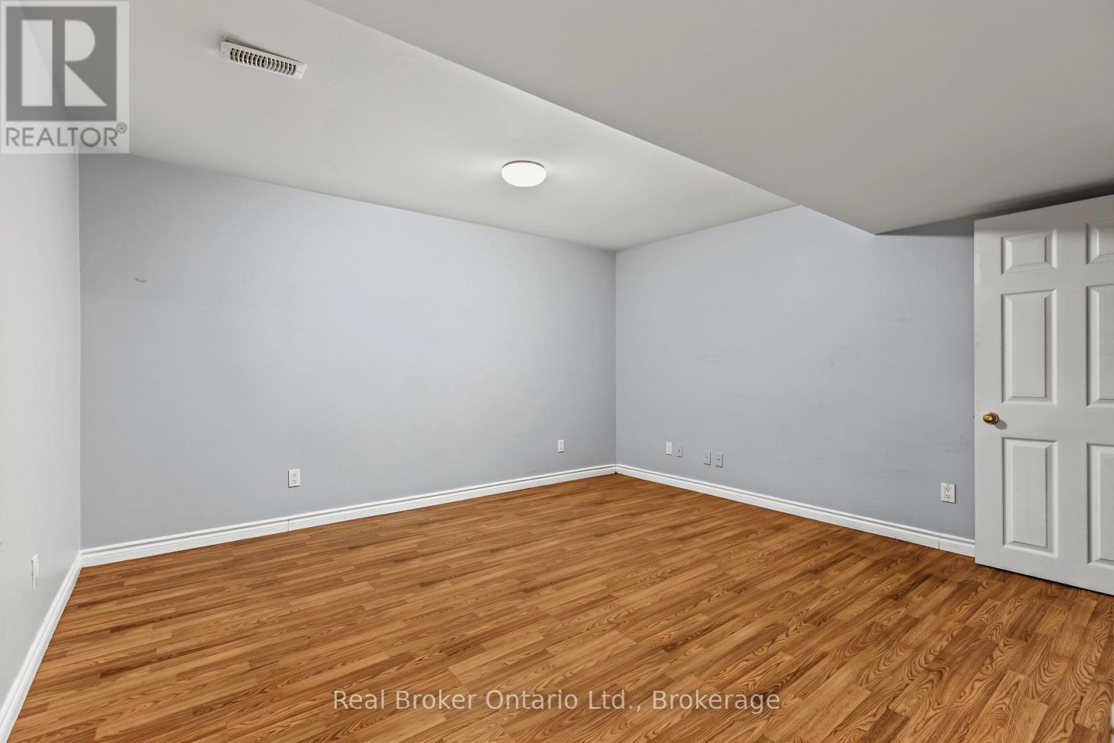 635064 EUPHRASIA HOLLAND TOWNLINE - Image 42