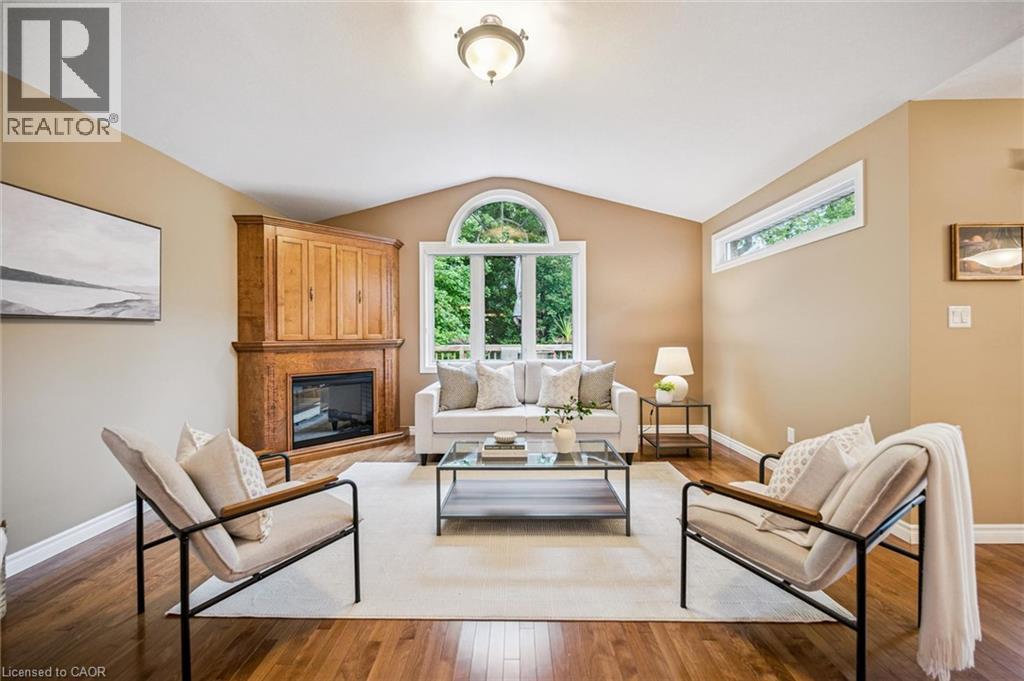 326 TEALBY Crescent - Image 12