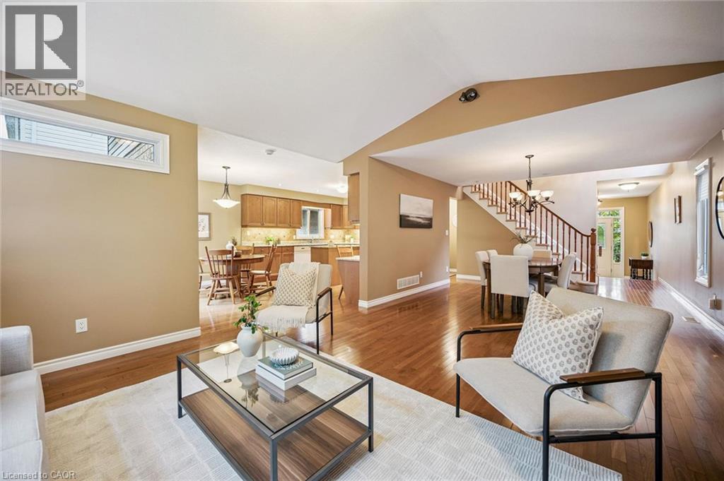 326 TEALBY Crescent - 13