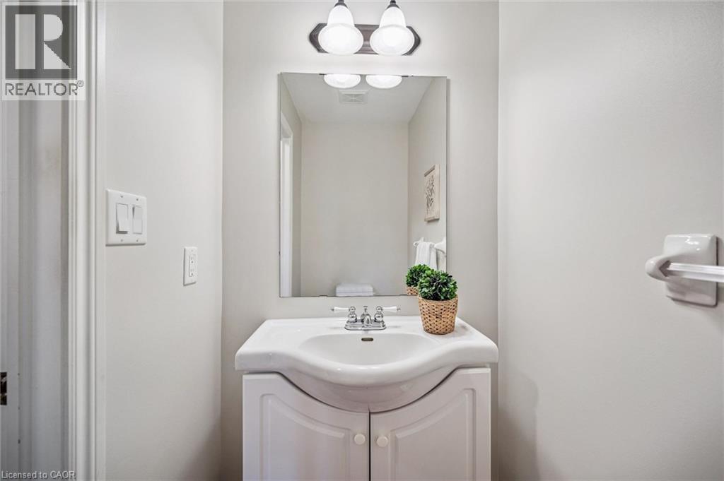 326 TEALBY Crescent - Image 19