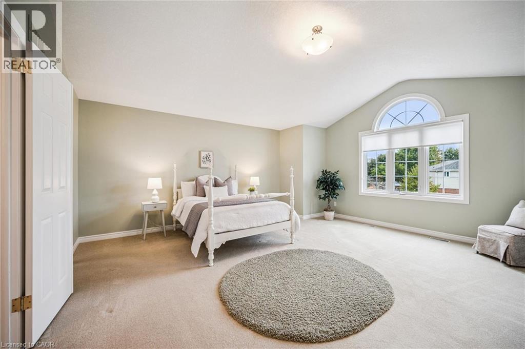 326 TEALBY Crescent - Image 22