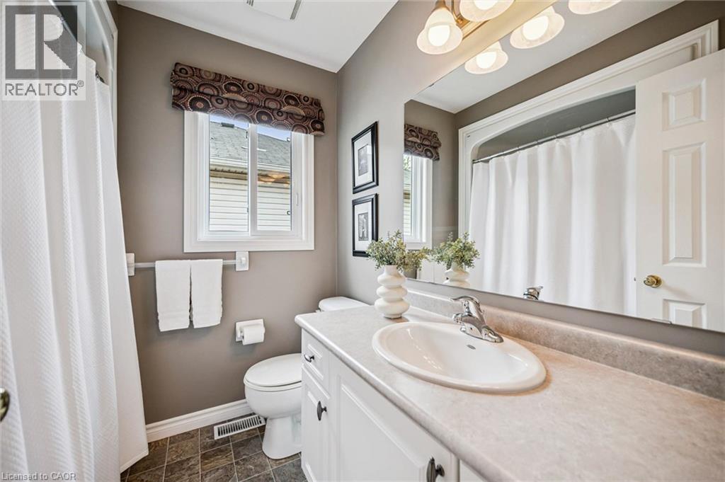 326 TEALBY Crescent - Image 29