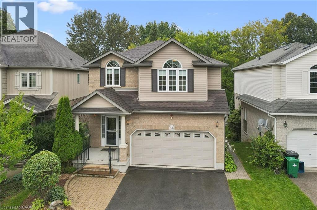 326 TEALBY Crescent - 3
