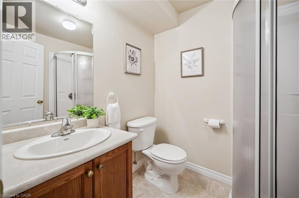 326 TEALBY Crescent - Image 34