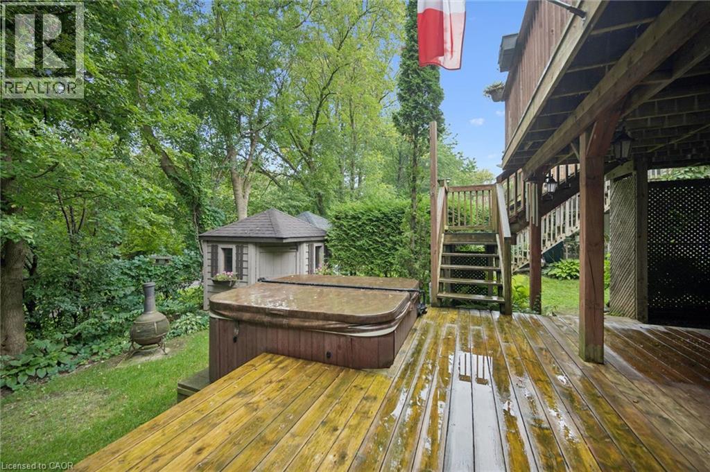 326 TEALBY Crescent - Image 38