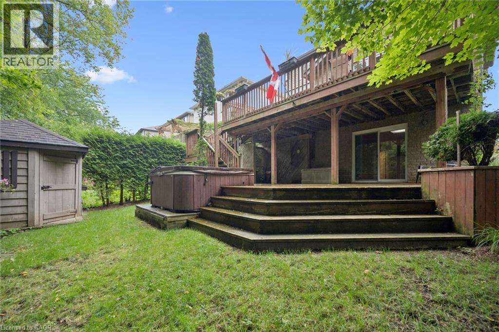326 TEALBY Crescent - Image 39