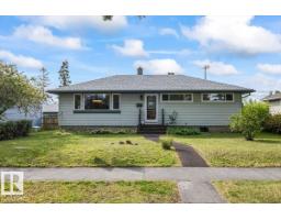 House for sale at 8663 64 Av NW, Edmonton — MLS® E4508068