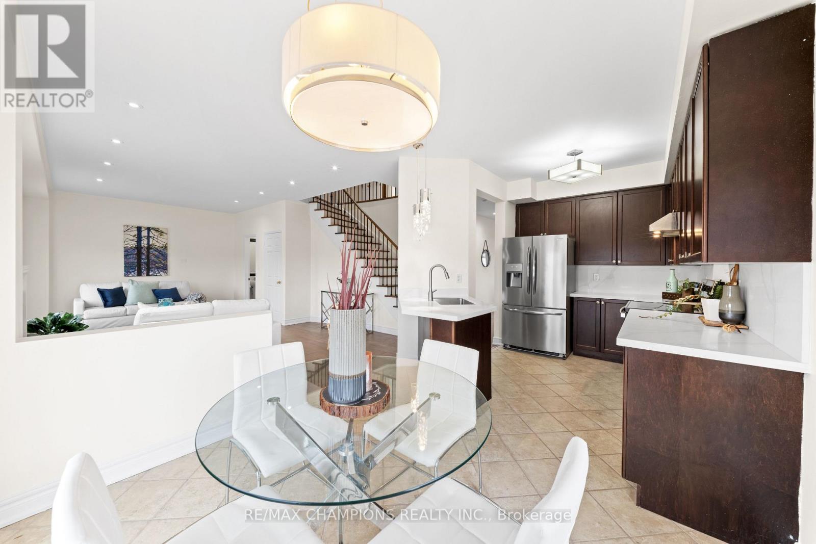 42 ABBOTSBURY DRIVE - 14