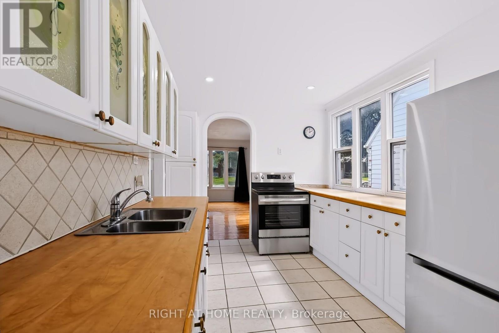 66 FREDERICK STREET - 8
