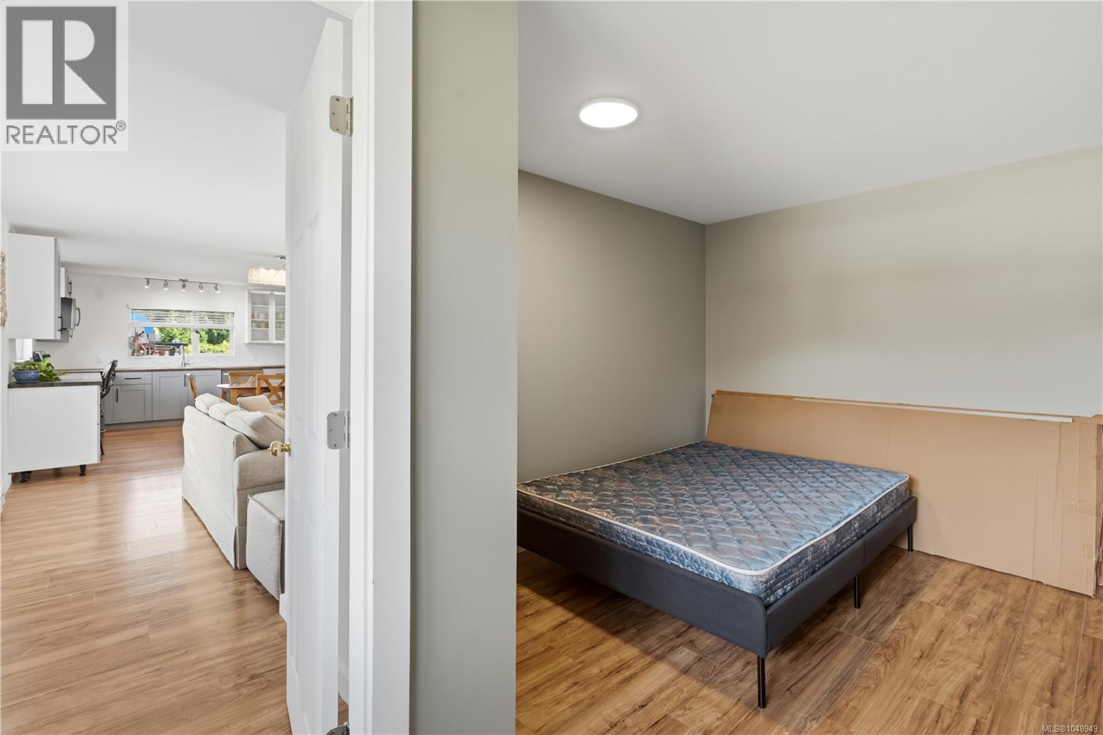 1802 Peninsula Rd - 25