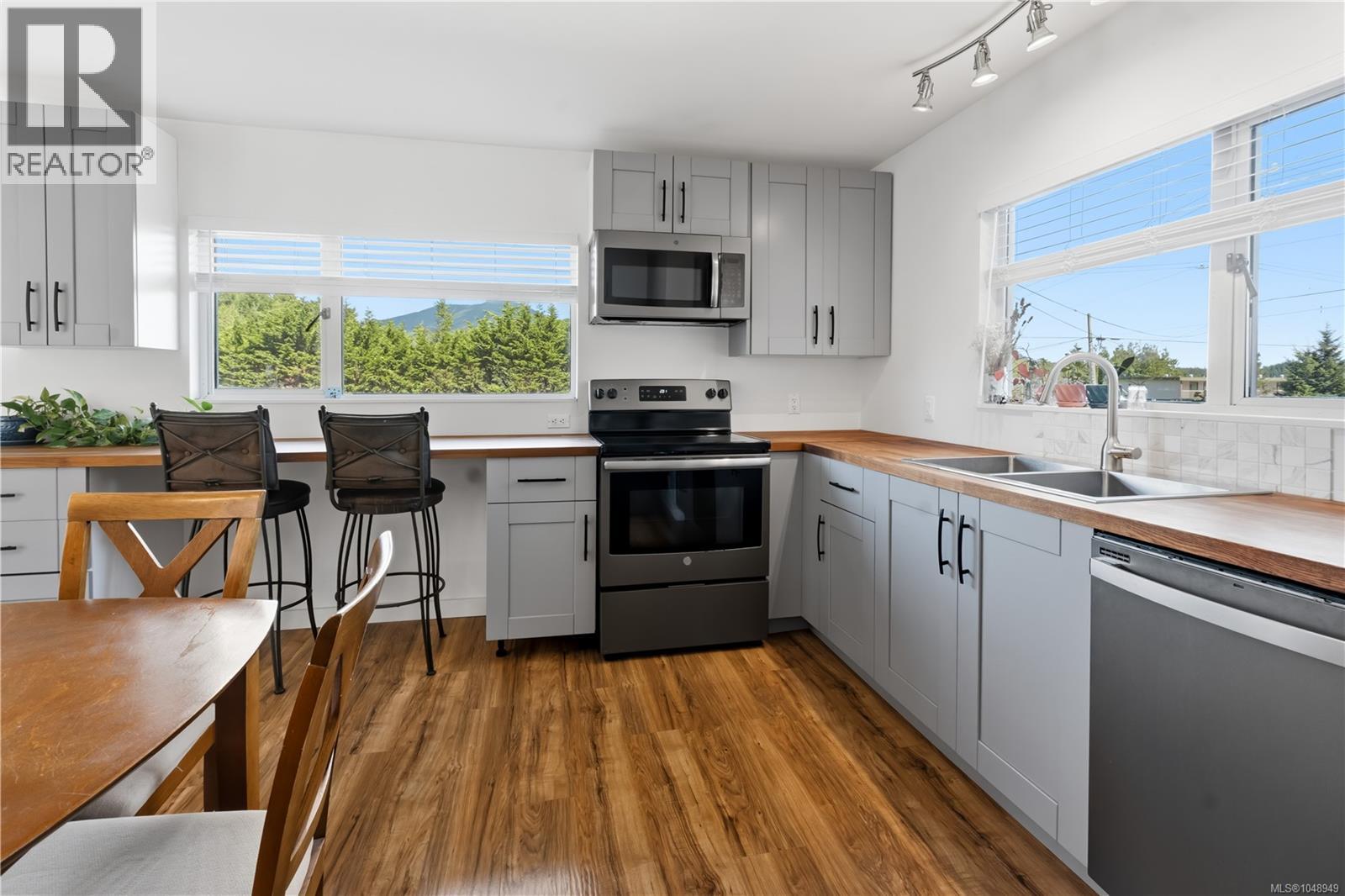 1802 Peninsula Rd - Image 5