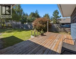 1802 Peninsula Rd, Ucluelet, BC V0R3A0 Photo 12