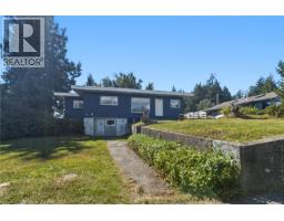1802 Peninsula Rd, Ucluelet, BC V0R3A0 Photo 17
