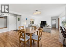 1802 Peninsula Rd, Ucluelet, BC V0R3A0 Photo 18